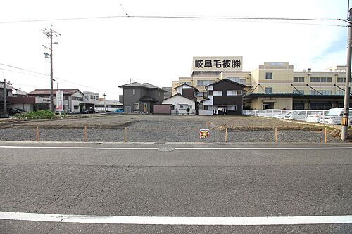 岐阜県羽島市竹鼻町蜂尻 550万円
