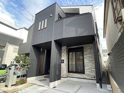 大阪府八尾市教興寺１丁目 1413万円