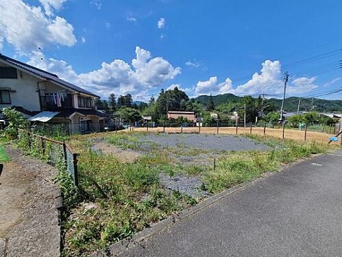 東京都青梅市畑中３丁目 900万円