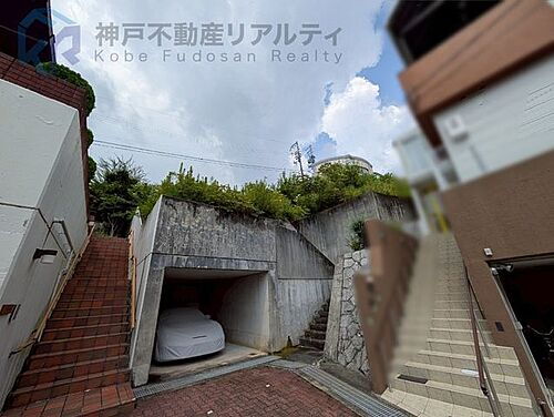 兵庫県西宮市甲陽園東山町 2800万円