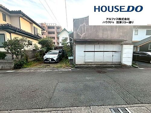 静岡県沼津市新沢田町 土地