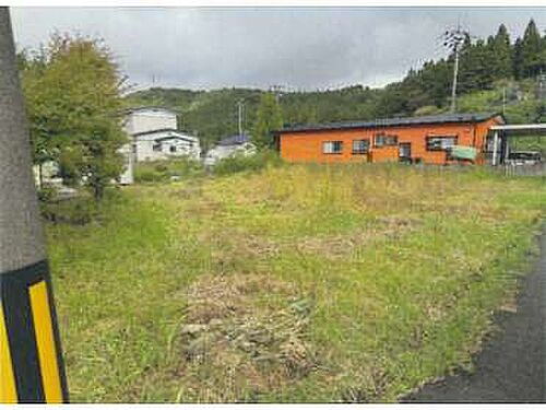 秋田県男鹿市船川港比詰 200万円