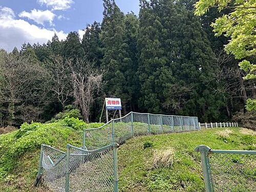 秋田県湯沢市湯ノ原二丁目 100万円