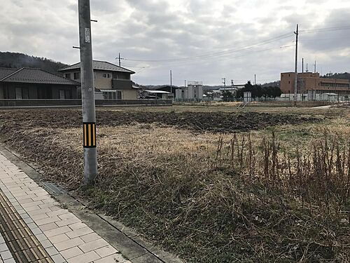 広島県三次市三良坂町三良坂 341.88万円