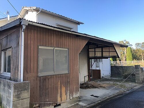 愛媛県松山市太山寺町 600万円