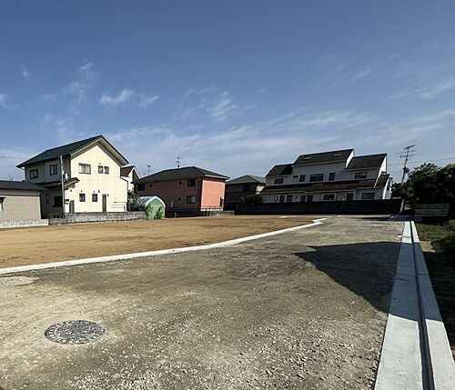 愛媛県松山市安城寺町 1660万円