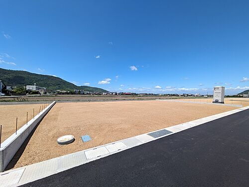 香川県坂出市加茂町 土地