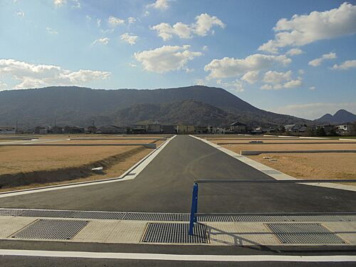 香川県仲多度郡まんのう町西高篠 530万円