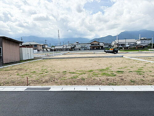 愛媛県新居浜市坂井町３丁目 土地