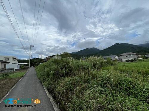 愛媛県新居浜市萩生 土地