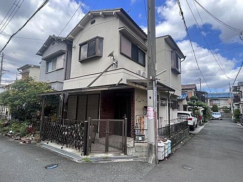 大阪府大東市泉町２丁目 990万円