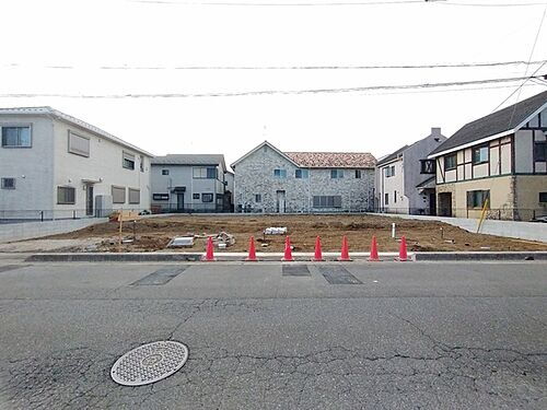 埼玉県北足立郡伊奈町中央３丁目 土地