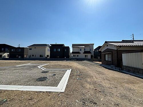 愛媛県伊予郡松前町大字北黒田 1231万円