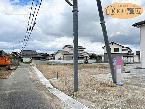 兵庫県加古川市野口町坂元 1353万円