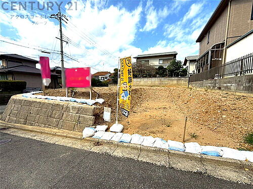 兵庫県川西市萩原台西２丁目 土地