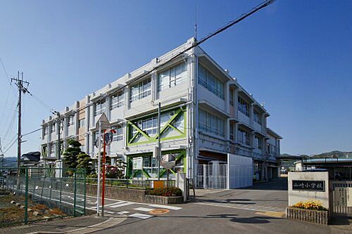 和歌山県岩出市畑毛 1000.86万円