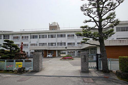 和歌山県紀の川市尾崎 580万円