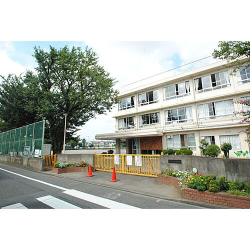 東京都小平市学園東町 7480万円