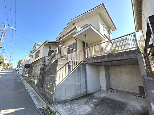 神奈川県横浜市金沢区富岡西７丁目 3480万円