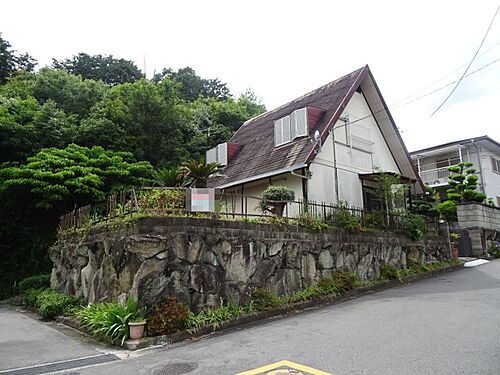 兵庫県川西市清和台西４丁目 1680万円