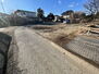 熊谷市小曽根（建築条件なし土地） 前面道路を含む現地写真