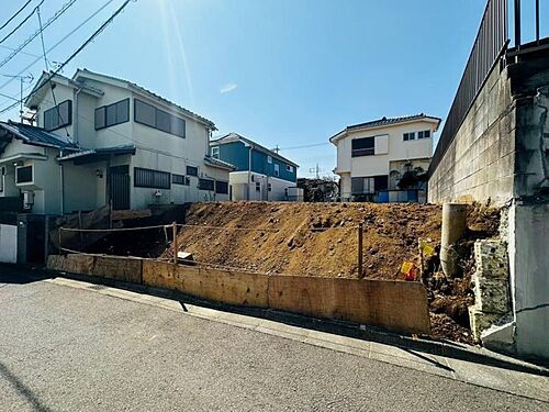 東京都八王子市長房町 898万円