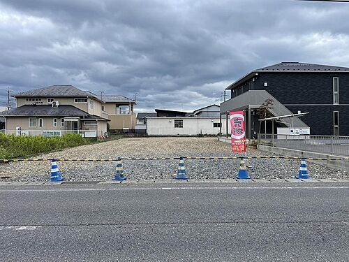 滋賀県東近江市東沖野３丁目 1950万円