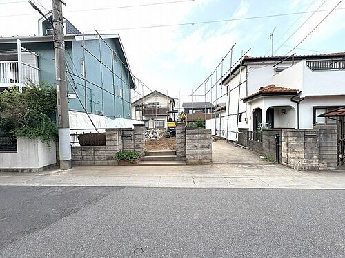 埼玉県草加市吉町１丁目 3998万円
