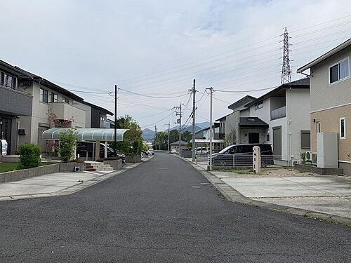 滋賀県大津市松が丘７丁目 2200万円