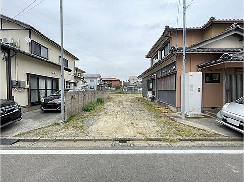 石川県小松市浮城町 880万円