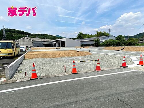 愛知県豊川市平尾町上貝津 土地