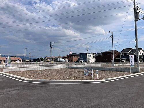 滋賀県犬上郡豊郷町大字下枝 802.58万円