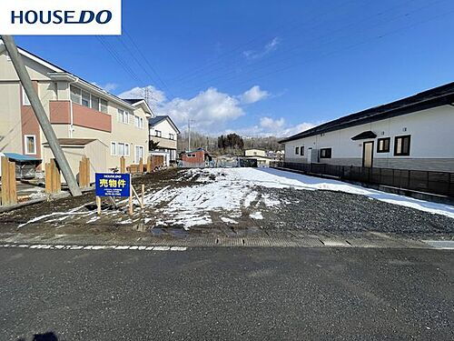 青森県八戸市大字田面木字外久保 300万円
