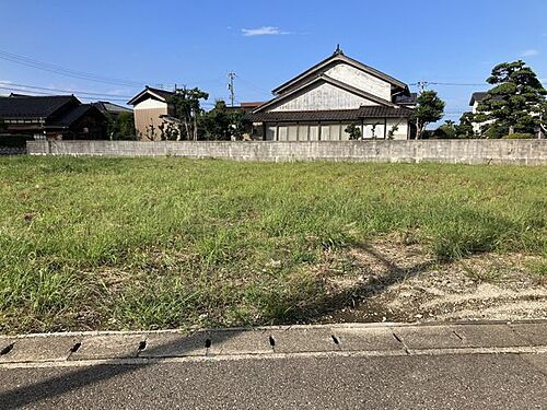 富山県射水市若杉 805.24万円