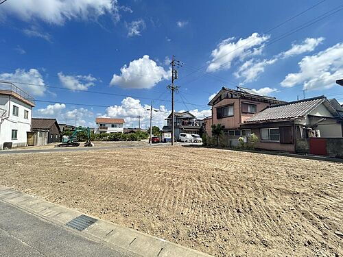 愛知県西尾市平坂町午築地 土地