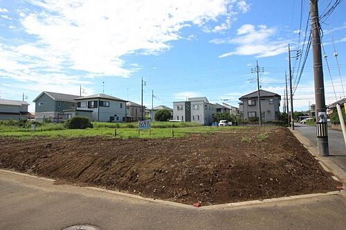 茨城県龍ケ崎市松ケ丘１丁目 1350万円