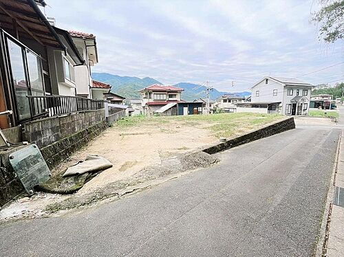 広島県広島市安佐南区沼田町大字吉山 250万円