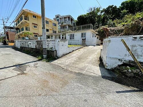 沖縄県宜野湾市真志喜１丁目 土地