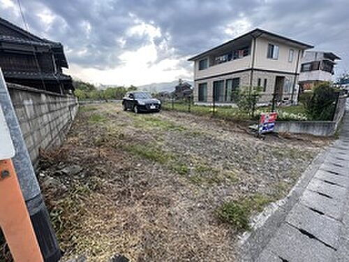 愛媛県西条市小松町大頭 700万円