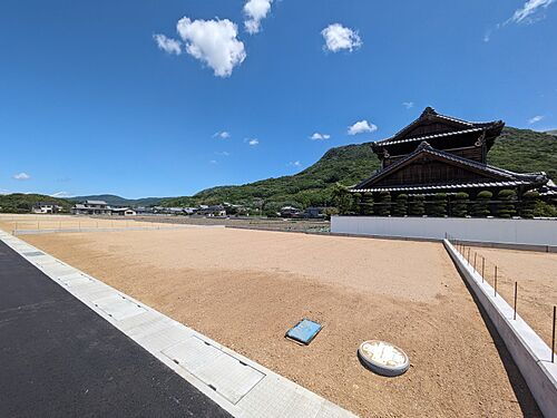 香川県坂出市加茂町 土地