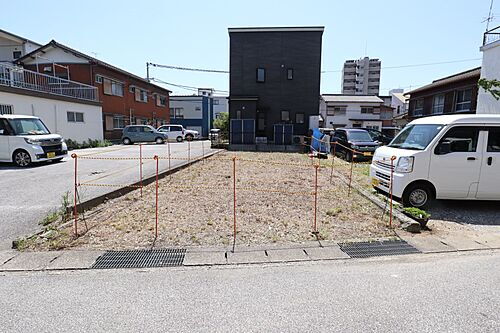 高知県高知市北本町３丁目 土地