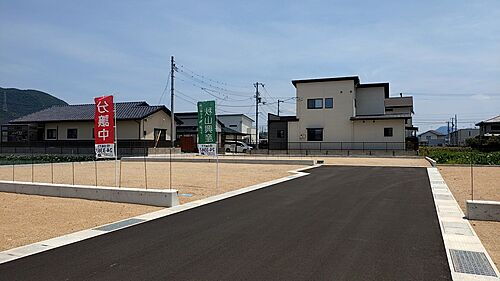 香川県坂出市川津町 土地