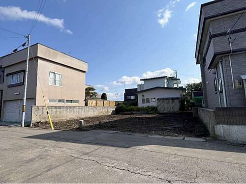 青森県青森市大字石江字岡部 700万円