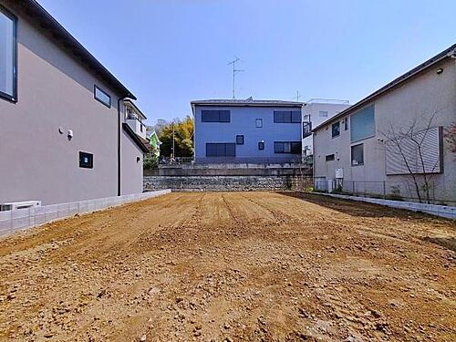 神奈川県横浜市鶴見区梶山１丁目 土地