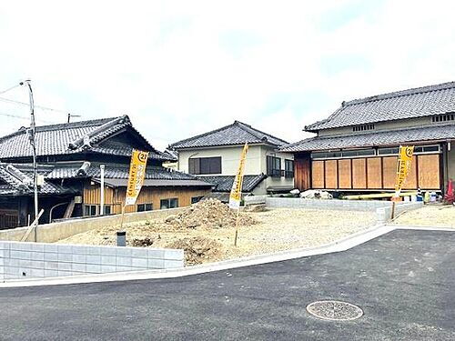 大阪府和泉市内田町３丁目 1400万円