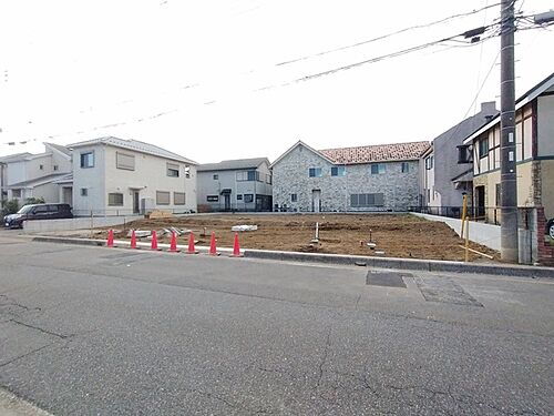 埼玉県北足立郡伊奈町中央３丁目 土地