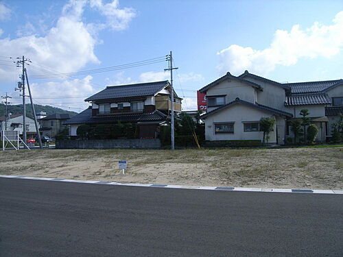 鳥取県倉吉市山根 811万円