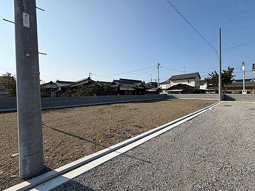 愛媛県伊予郡松前町大字南黒田 1078万円