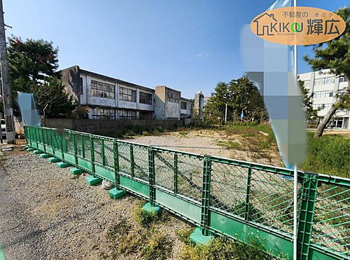 兵庫県加古川市平岡町新在家 2500万円