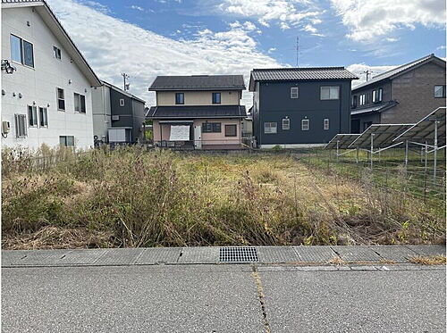 石川県小松市吉竹町６丁目 土地